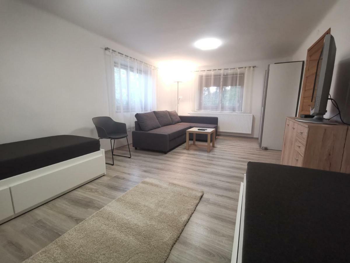 Szent Erzsebet Apartmanhaz Kecskemét Eksteriør billede