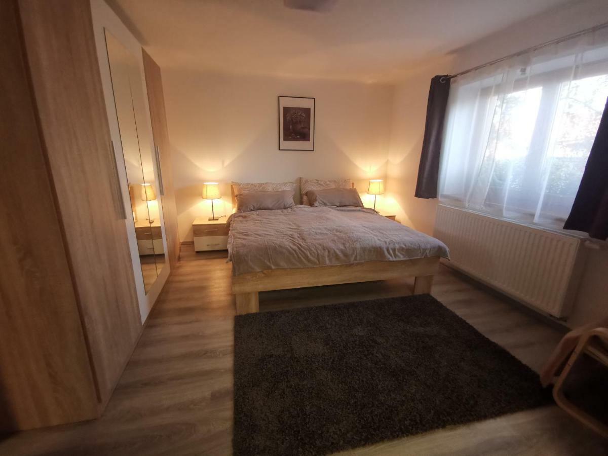 Szent Erzsebet Apartmanhaz Kecskemét Eksteriør billede
